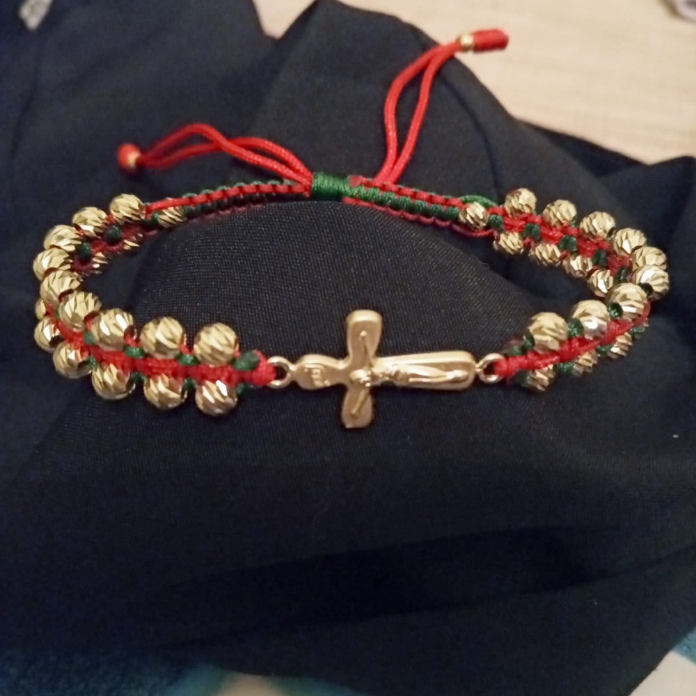 Gold Cross Beaded Bracelet